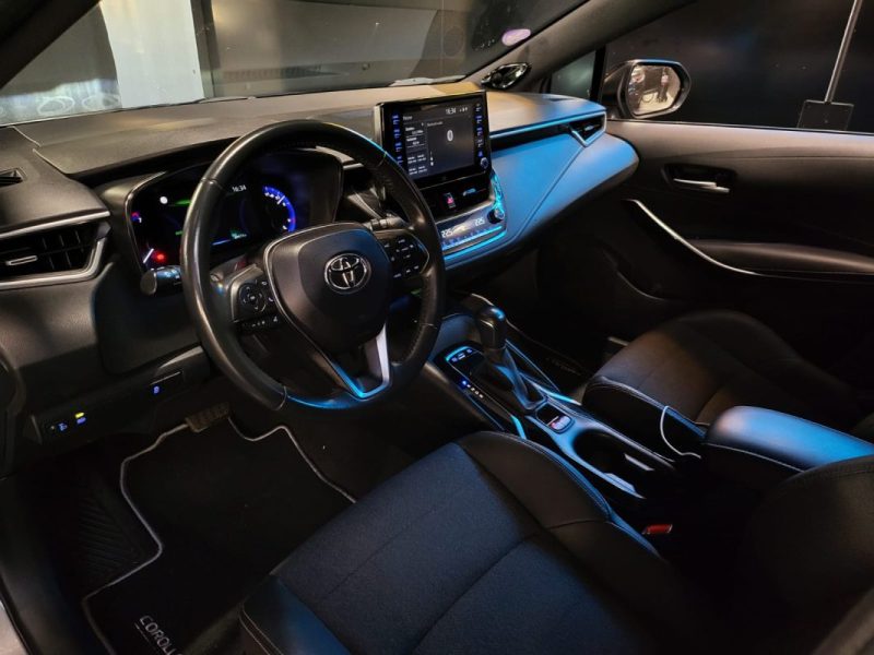 TOYOTA COROLLA 1.8 122H HYRIDE JBL EDITION 