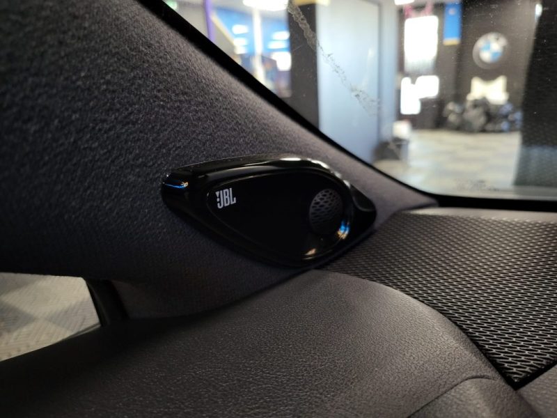 TOYOTA COROLLA 1.8 122H HYRIDE JBL EDITION 