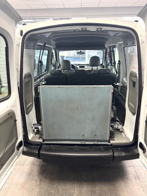 RENAULT KANGOO 1,5 DCI 70 PACK TPMR CABINE APPROFONDIE  2005