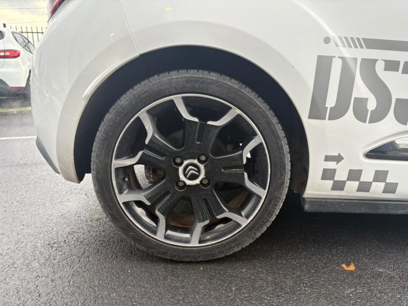 🚗 CITROEN DS3 1.6 THP 155CH  Prestige -  Sièges cuir - 📢 Radar de recul -✅ Reprise possible - 