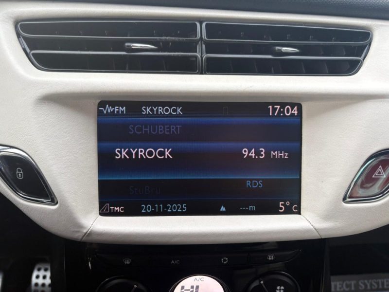 🚗 CITROEN DS3 1.6 THP 155CH  Prestige -  Sièges cuir - 📢 Radar de recul -✅ Reprise possible - 