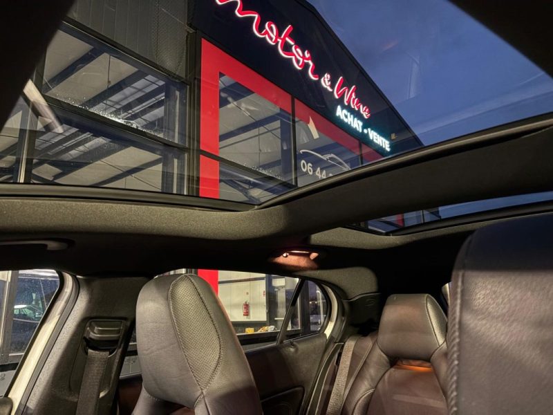 Mercedes GLA 200 CDI 136CH EDITION 4MATIC - 🌤 Toit ouvrant - 🎥 Caméra de recul - ✅ Garantie