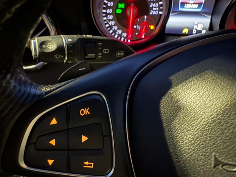 Mercedes GLA 200 CDI 136CH EDITION 4MATIC - 🌤 Toit ouvrant - 🎥 Caméra de recul - ✅ Garantie