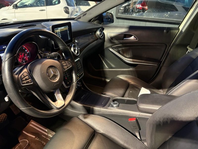 Mercedes GLA 200 CDI 136CH EDITION 4MATIC - 🌤 Toit ouvrant - 🎥 Caméra de recul - ✅ Garantie