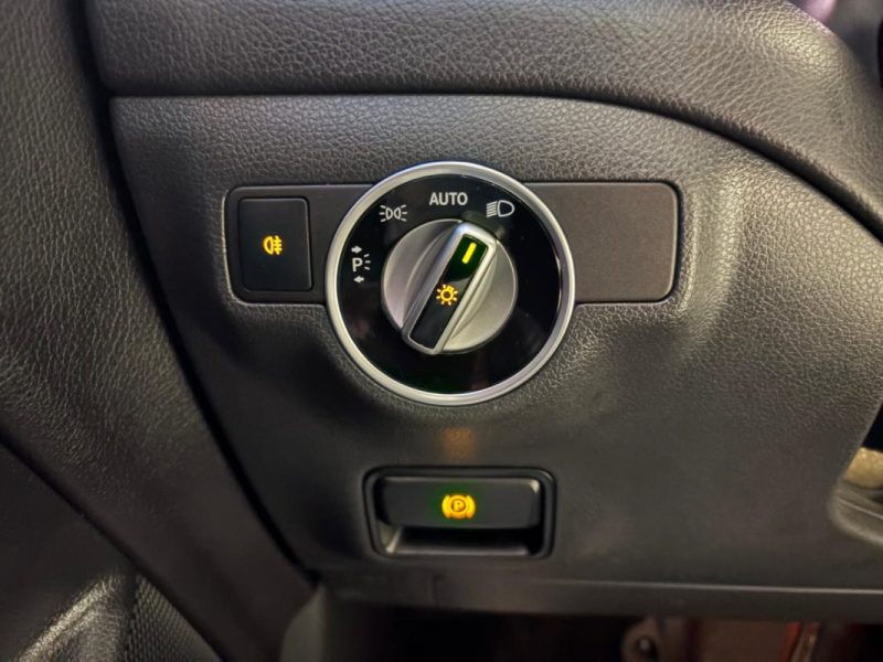 Mercedes GLA 200 CDI 136CH EDITION 4MATIC - 🌤 Toit ouvrant - 🎥 Caméra de recul - ✅ Garantie