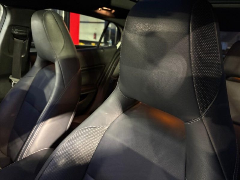 Mercedes GLA 200 CDI 136CH EDITION 4MATIC - 🌤 Toit ouvrant - 🎥 Caméra de recul - ✅ Garantie