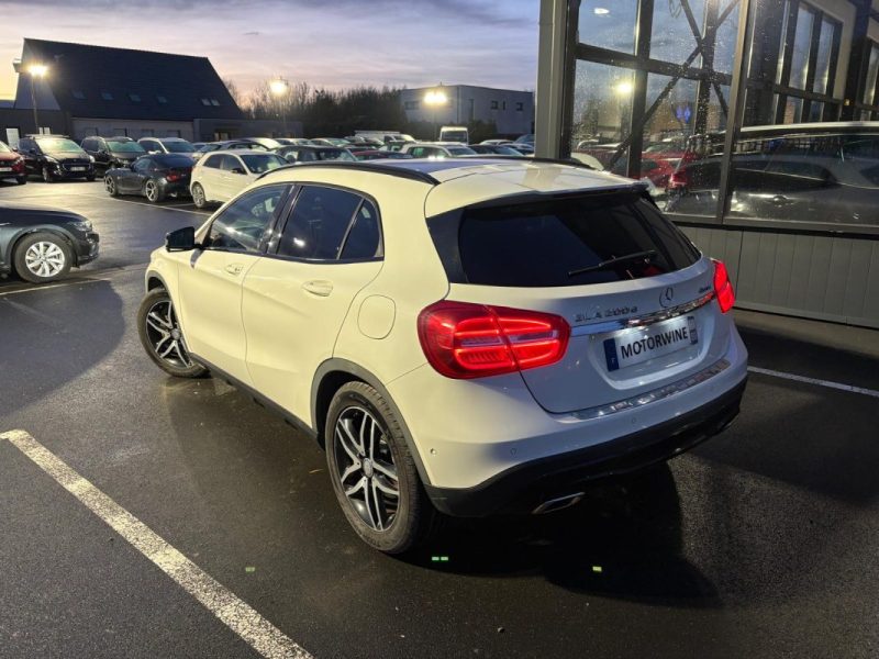 Mercedes GLA 200 CDI 136CH EDITION 4MATIC - 🌤 Toit ouvrant - 🎥 Caméra de recul - ✅ Garantie