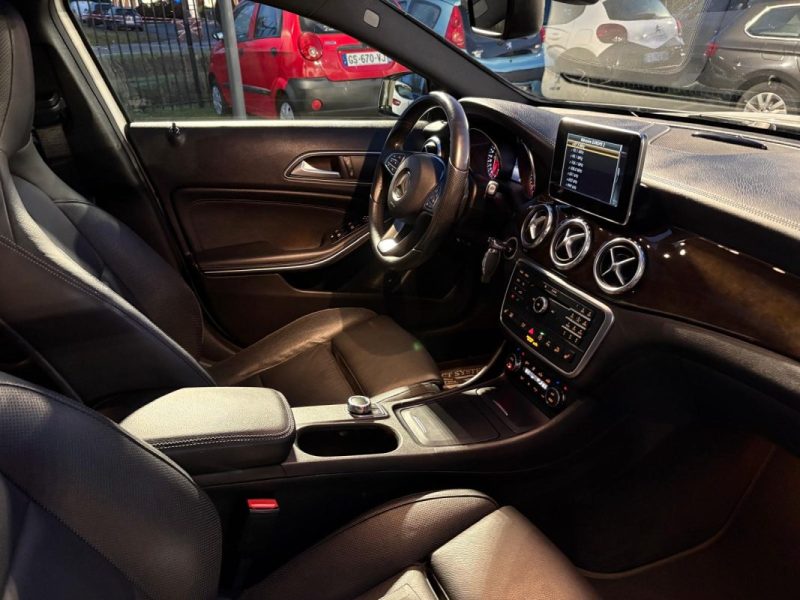 Mercedes GLA 200 CDI 136CH EDITION 4MATIC - 🌤 Toit ouvrant - 🎥 Caméra de recul - ✅ Garantie