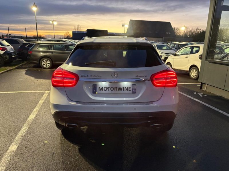 Mercedes GLA 200 CDI 136CH EDITION 4MATIC - 🌤 Toit ouvrant - 🎥 Caméra de recul - ✅ Garantie