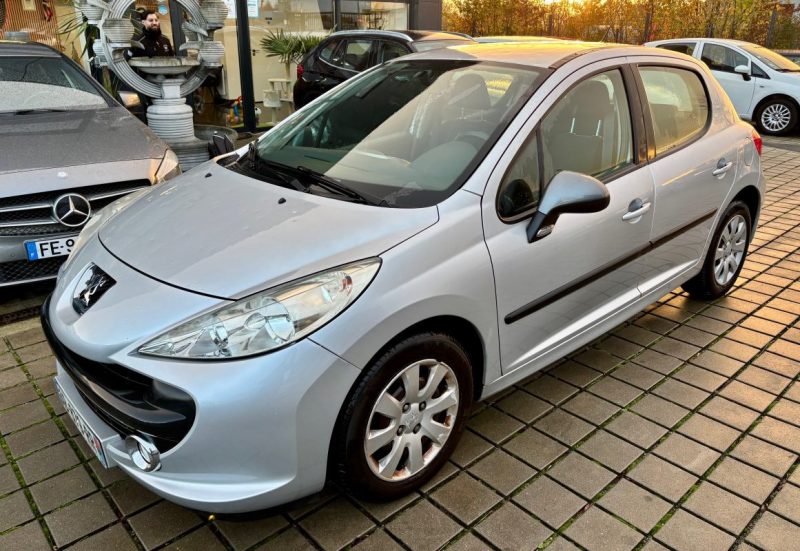 PEUGEOT 207 1.4E 88ch PREMIUM 2-TRONIC 2009