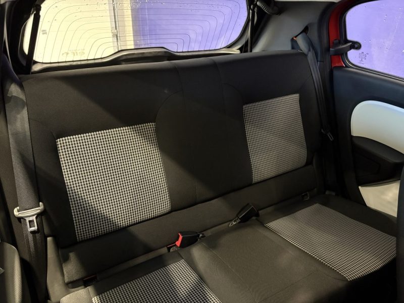 Renault Twingo 3  1.0 SCE 70CH 2015 - Ideal Jeune Permis - Bluetooth - Faible consomation