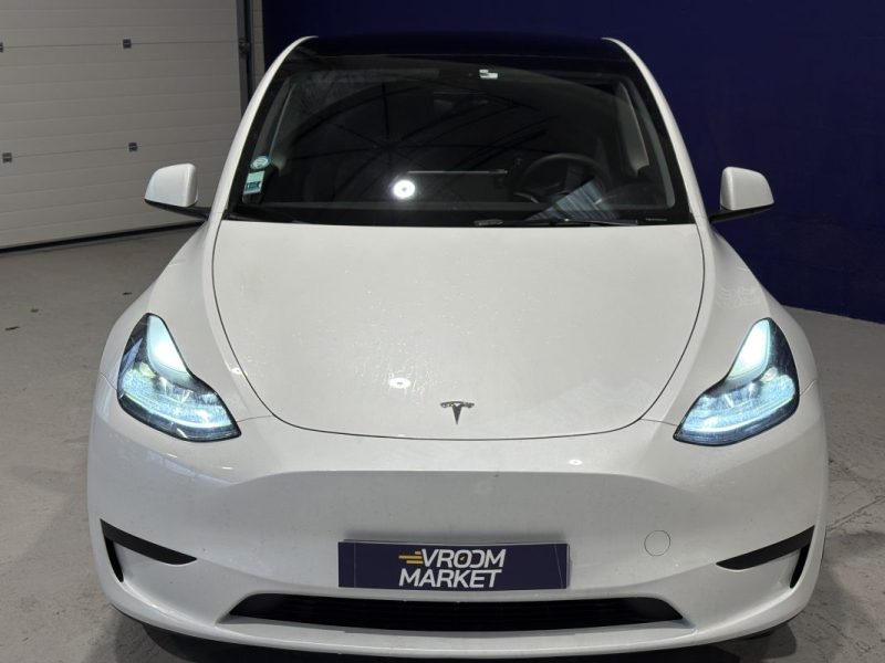 Tesla Model Y Standard  RWD 2023 - 40 000KM - Full option - Entretien ok 