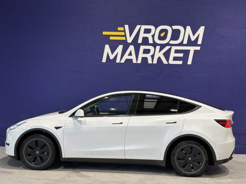 Tesla Model Y Standard  RWD 2023 - 40 000KM - Full option - Entretien ok 