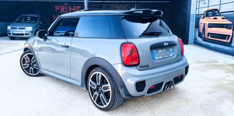 MINI MINI JCW 231CH EXCLUSIVE DESIGN 