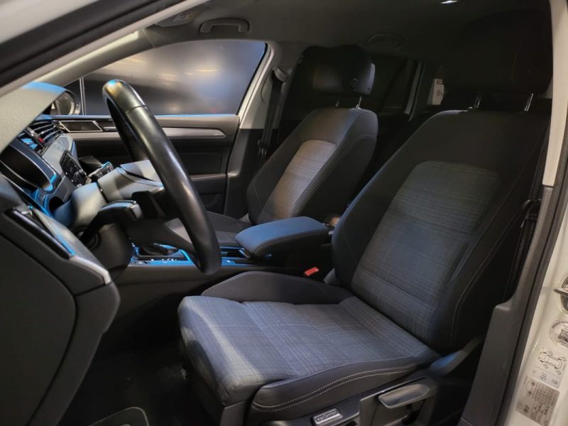 VOLKSWAGEN PASSAT  1.5 TSI 150CV BUSINESS DSG7 / SIEGES CHAUFFANTS / APPLE CARPLAY / SUIVI COMPLET VOLKSWAGEN 2021