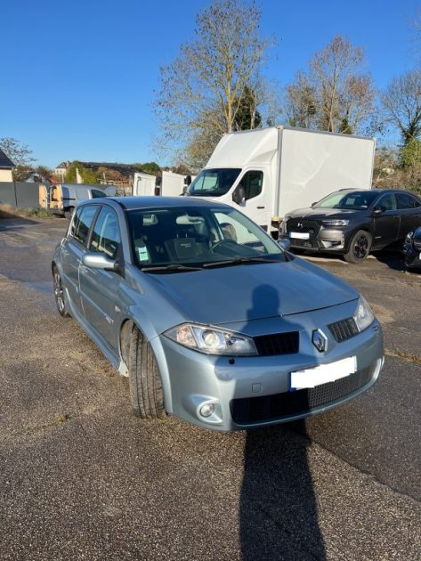 RENAULT MEGANE 2.0I - 16V TURBO RS 2005 225ch