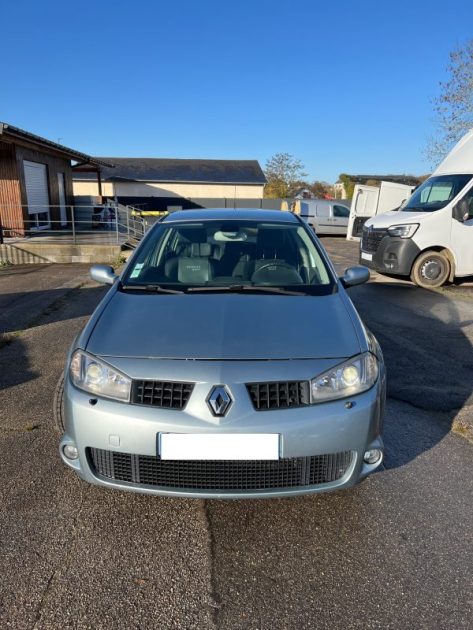 RENAULT MEGANE 2.0I - 16V TURBO RS 2005 225ch