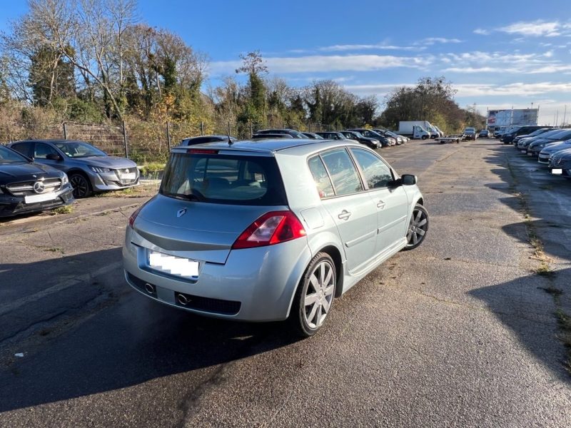 RENAULT MEGANE 2.0I - 16V TURBO RS 2005 225ch