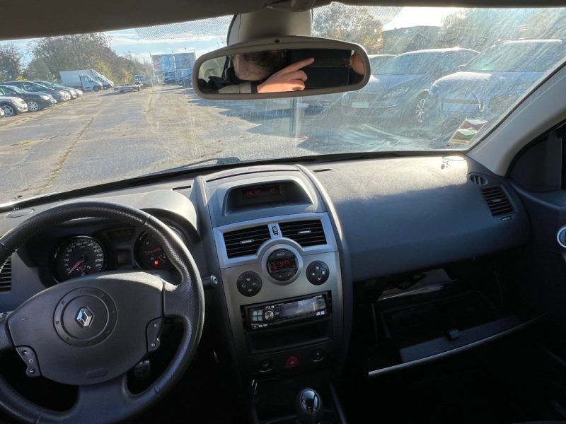 RENAULT MEGANE 2.0I - 16V TURBO RS 2005 225ch