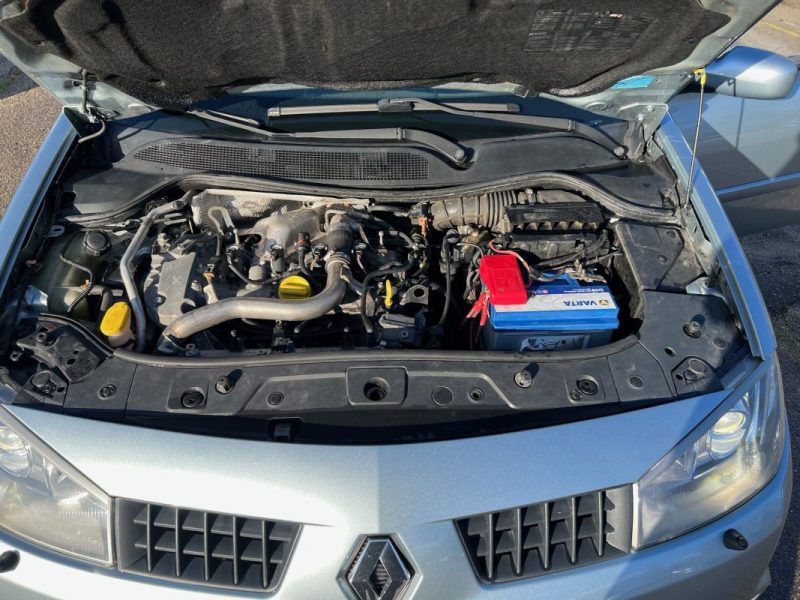 RENAULT MEGANE 2.0I - 16V TURBO RS 2005 225ch