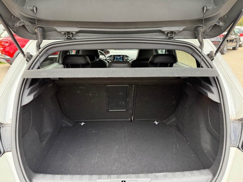 PEUGEOT 308 2.0 BLUEHDI 180CH S&S GT EAT8 141MKM