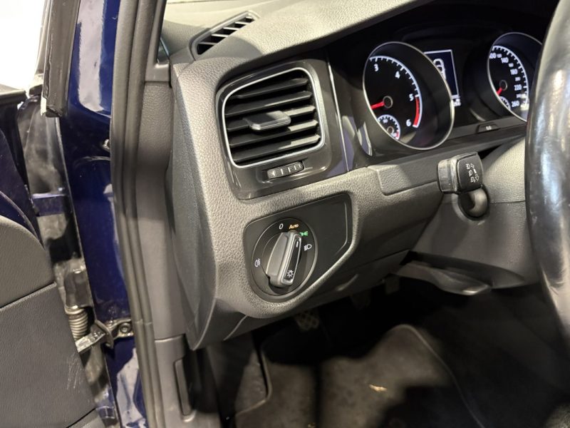 Volkswagen Golf  7 1.6 TDI 115CH Confortline  2019 -  Carplay - Economique - Suivi entretien