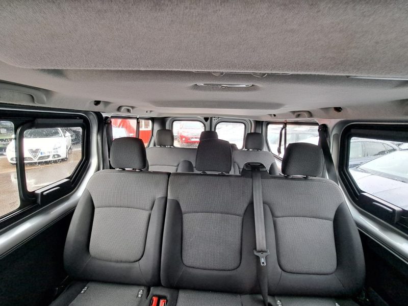 RENAULT TRAFIC 2.0 BLUE DCI 145 CV 9 PLACES ECRAN GPS   2020