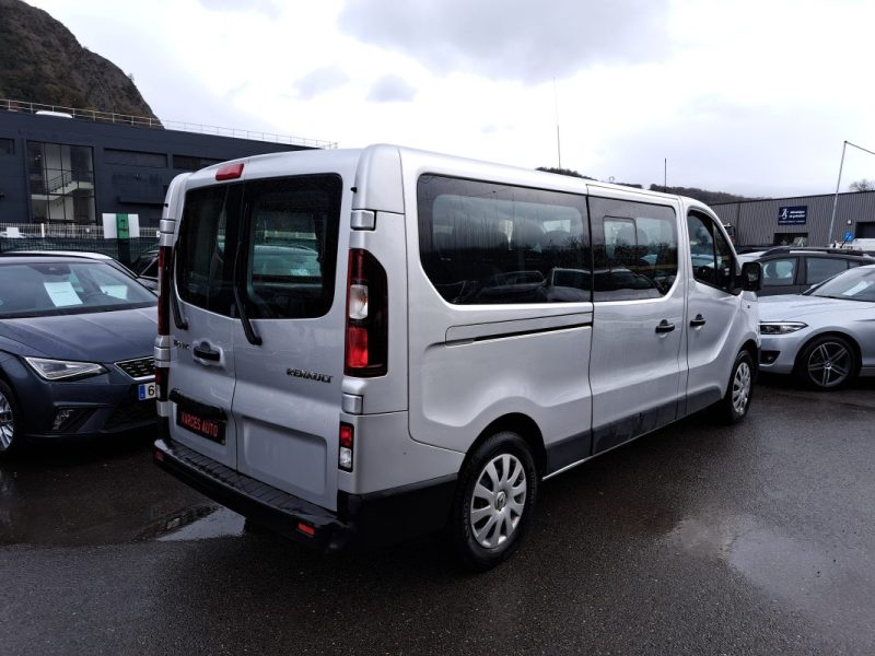 RENAULT TRAFIC 2.0 BLUE DCI 145 CV 9 PLACES ECRAN GPS   2020