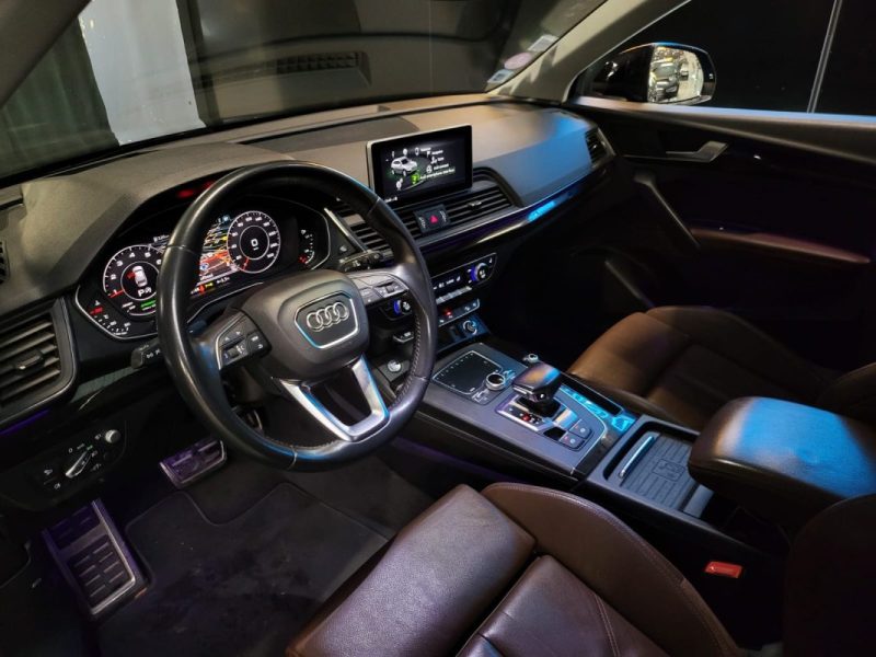 AUDI Q5 45 TFSI MILD HYBRID DESIGN LUXE QUATTRO 245CV / SIEGES CUIR + SIEGES ELEC + CAMERA 360° /