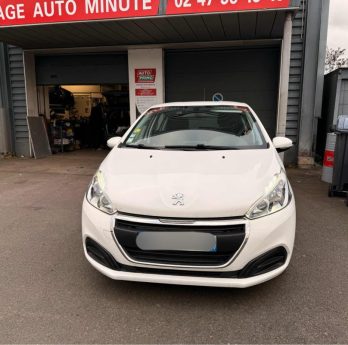 PEUGEOT 208 1.5 BlueHDi 100 CV - Climatisation & Bluetooth - Garantie 12 mois