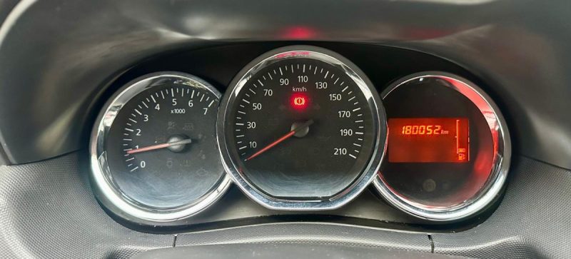 DACIA DUSTER 1.5 DCI 110 PRESTIGE 4X2 