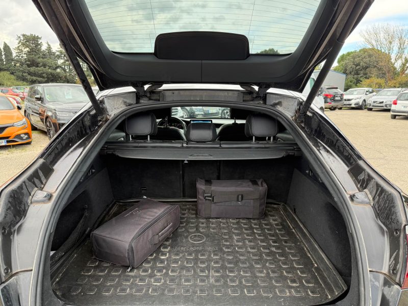 MERCEDES GLC COUPE 300E 9G-TRONIC 4MATIC AMG LINE 2020