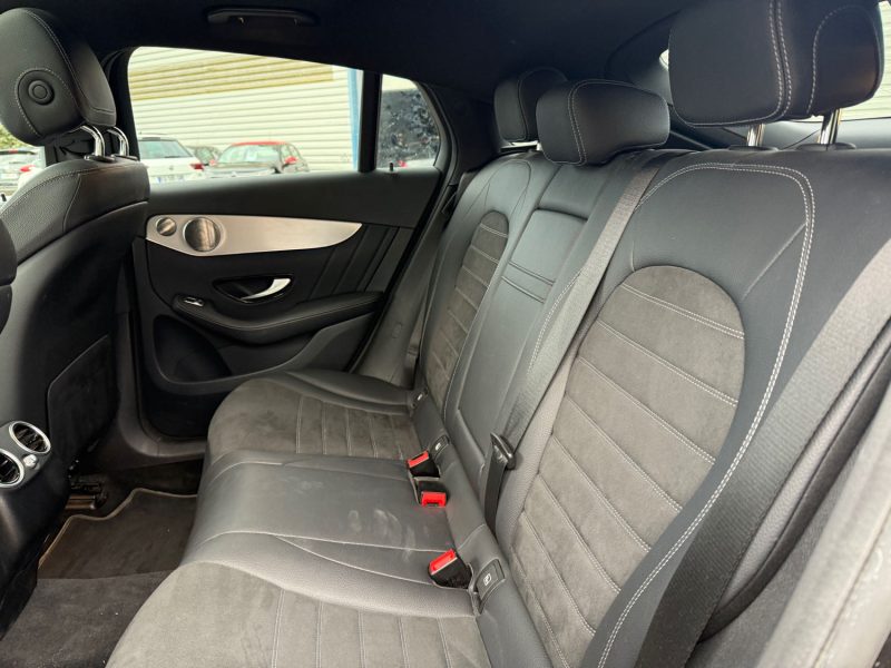 MERCEDES GLC COUPE 300E 9G-TRONIC 4MATIC AMG LINE 2020