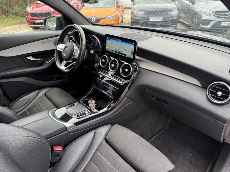 MERCEDES GLC COUPE 300E 9G-TRONIC 4MATIC AMG LINE 2020