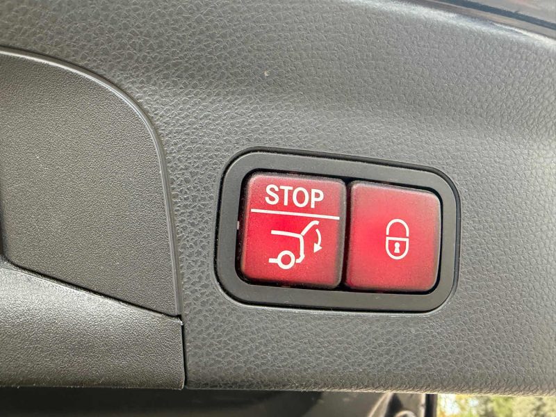 MERCEDES GLC COUPE 300E 9G-TRONIC 4MATIC AMG LINE 2020