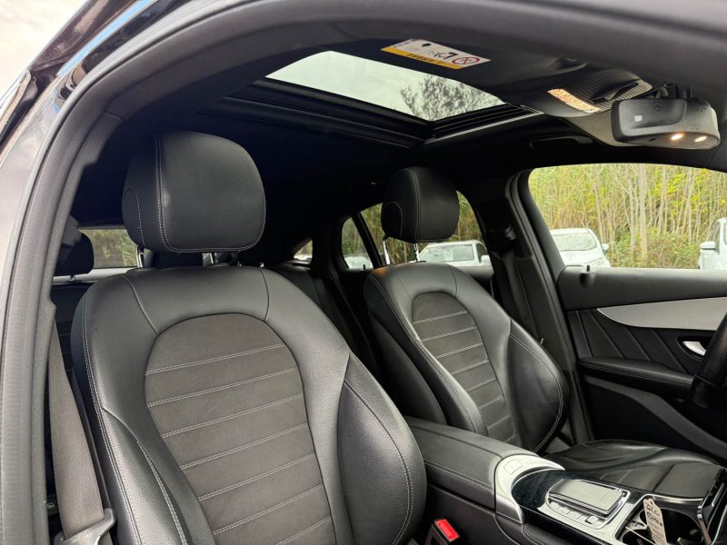 MERCEDES GLC COUPE 300E 9G-TRONIC 4MATIC AMG LINE 2020