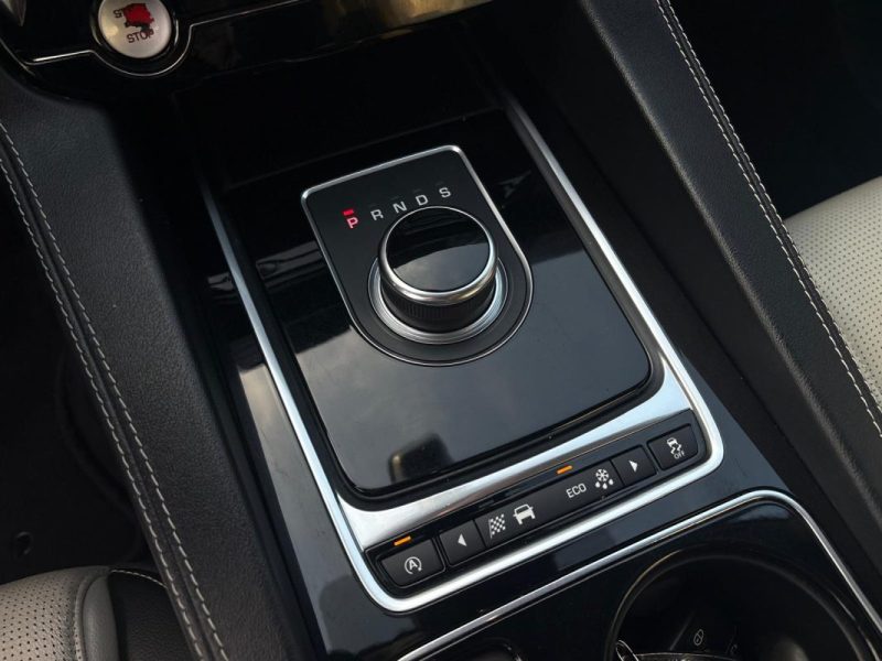 Jaguar F-Pace 2.0D 180ch R-Sport 🐆 4x4 BVA8 ⚙️ Cuir 🛋️ Reprise 🔄 Garantie ✅