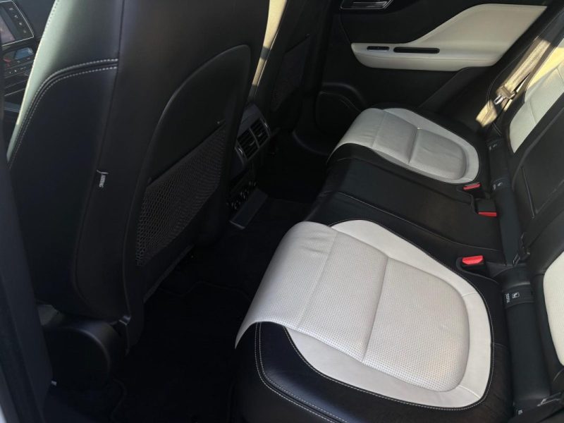 Jaguar F-Pace 2.0D 180ch R-Sport 🐆 4x4 BVA8 ⚙️ Cuir 🛋️ Reprise 🔄 Garantie ✅