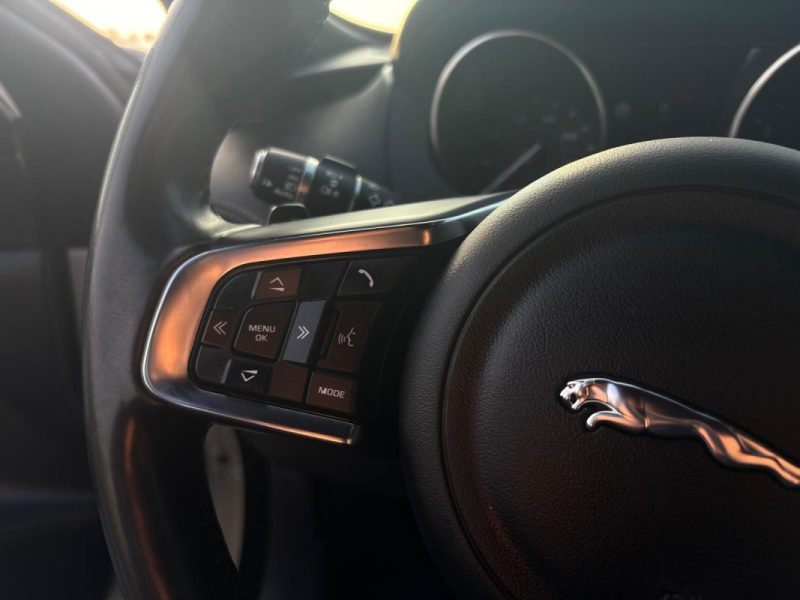 Jaguar F-Pace 2.0D 180ch R-Sport 🐆 4x4 BVA8 ⚙️ Cuir 🛋️ Reprise 🔄 Garantie ✅