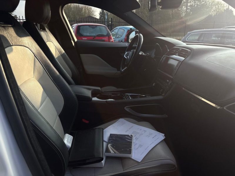 Jaguar F-Pace 2.0D 180ch R-Sport 🐆 4x4 BVA8 ⚙️ Cuir 🛋️ Reprise 🔄 Garantie ✅