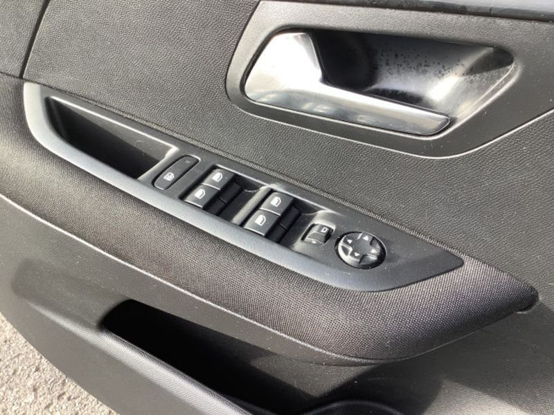 Peugeot 208 PureTech 100 S&S BVM6 Active