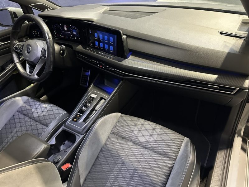 VOLKSWAGEN GOLF 8 1.5 e-TSI 150CH DSG7 R-LINE / TOIT OUVRANT / H&K