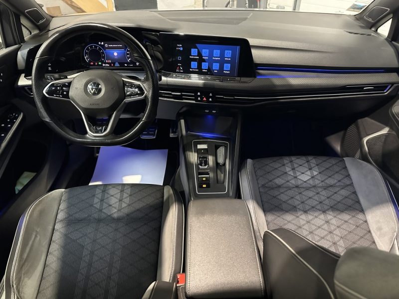 VOLKSWAGEN GOLF 8 1.5 e-TSI 150CH DSG7 R-LINE / TOIT OUVRANT / H&K