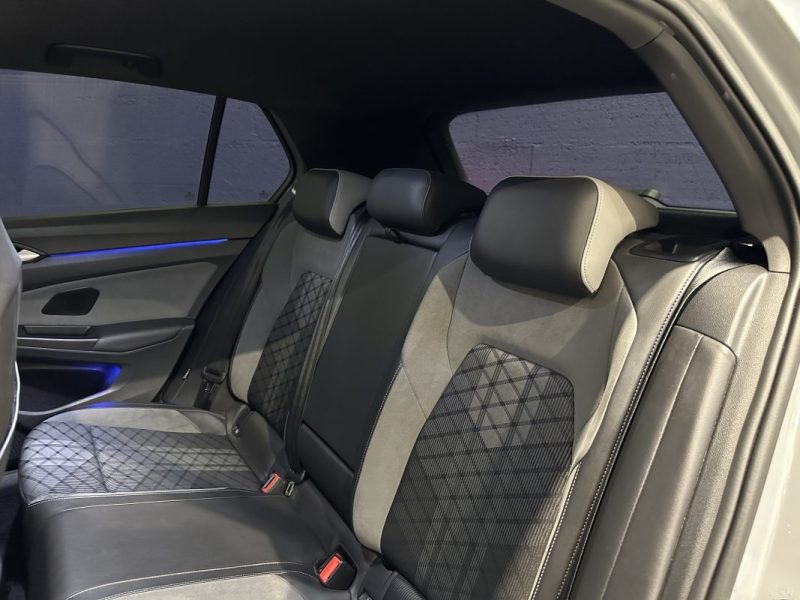 VOLKSWAGEN GOLF 8 1.5 e-TSI 150CH DSG7 R-LINE / TOIT OUVRANT / H&K