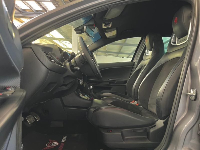 ALFA ROMEO GIULIETTA VELOCE 1750 TBI 240CH 