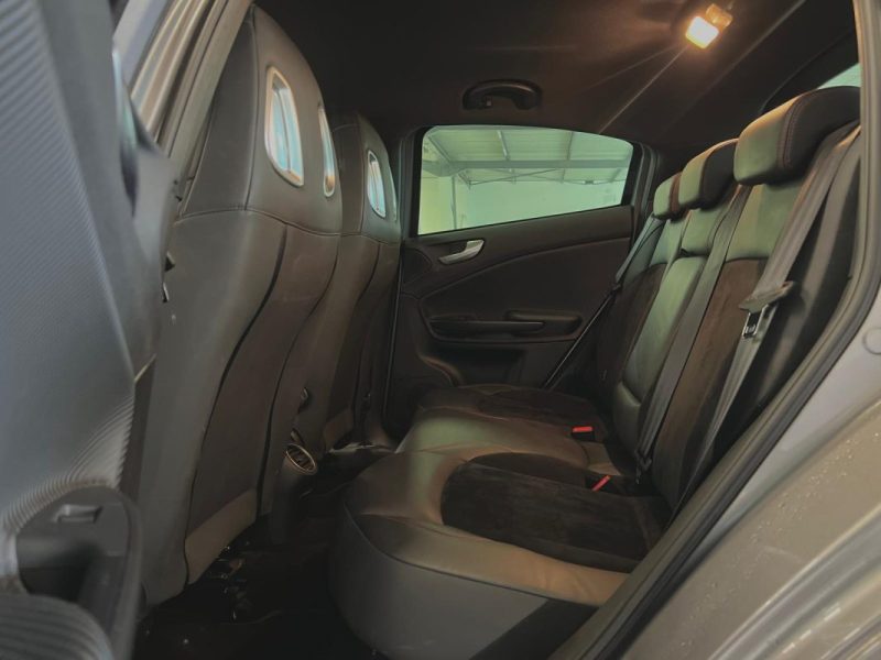 ALFA ROMEO GIULIETTA VELOCE 1750 TBI 240CH 