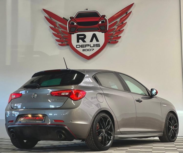 ALFA ROMEO GIULIETTA VELOCE 1750 TBI 240CH 