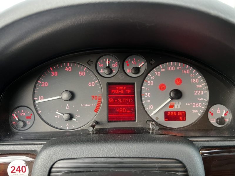 AUDI S4 S4 AVANT QUATTRO BVM6  1998