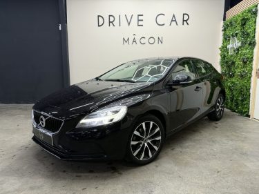 VOLVO V40 D2 120 R-DESIGN 2020
