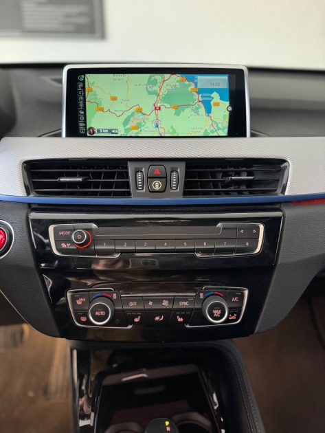 BMW X1 xDrive25d dA Pack M - 231ch - 2017 - Excellent état - 133.000km - Toit ouvrant 
